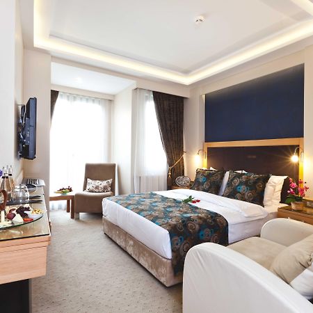 Emerald Hotel Istanbul Bagian luar foto