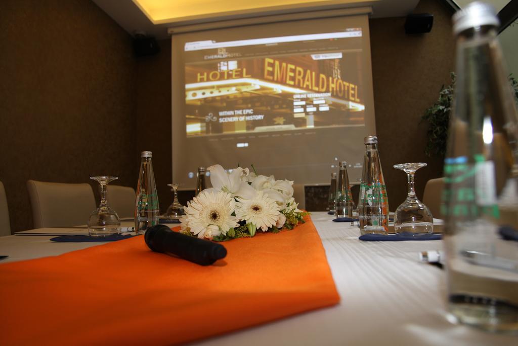 Emerald Hotel Istanbul Bagian luar foto